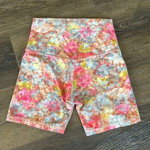 Lululemon align
 high-rise short 6” 
size 4